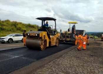 Rodovias: Obras federais podem parar devido a novo bloqueio orçamentário