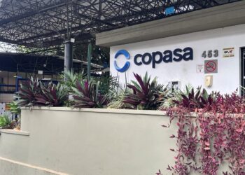 Governo de MG reabre oferta para investidor de referência da Copasa