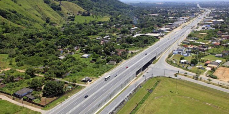 Obras na Dutra avançam com novas liberações ao tráfego