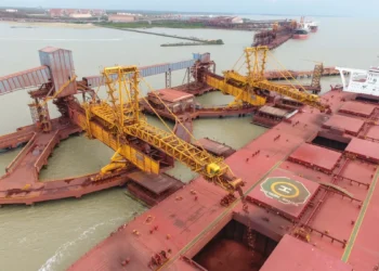 Custos da mineração oscilam com tensões geopolíticas
