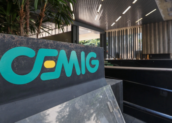 Cemig compra 11 usinas solares por R$ 155 milhões em MG